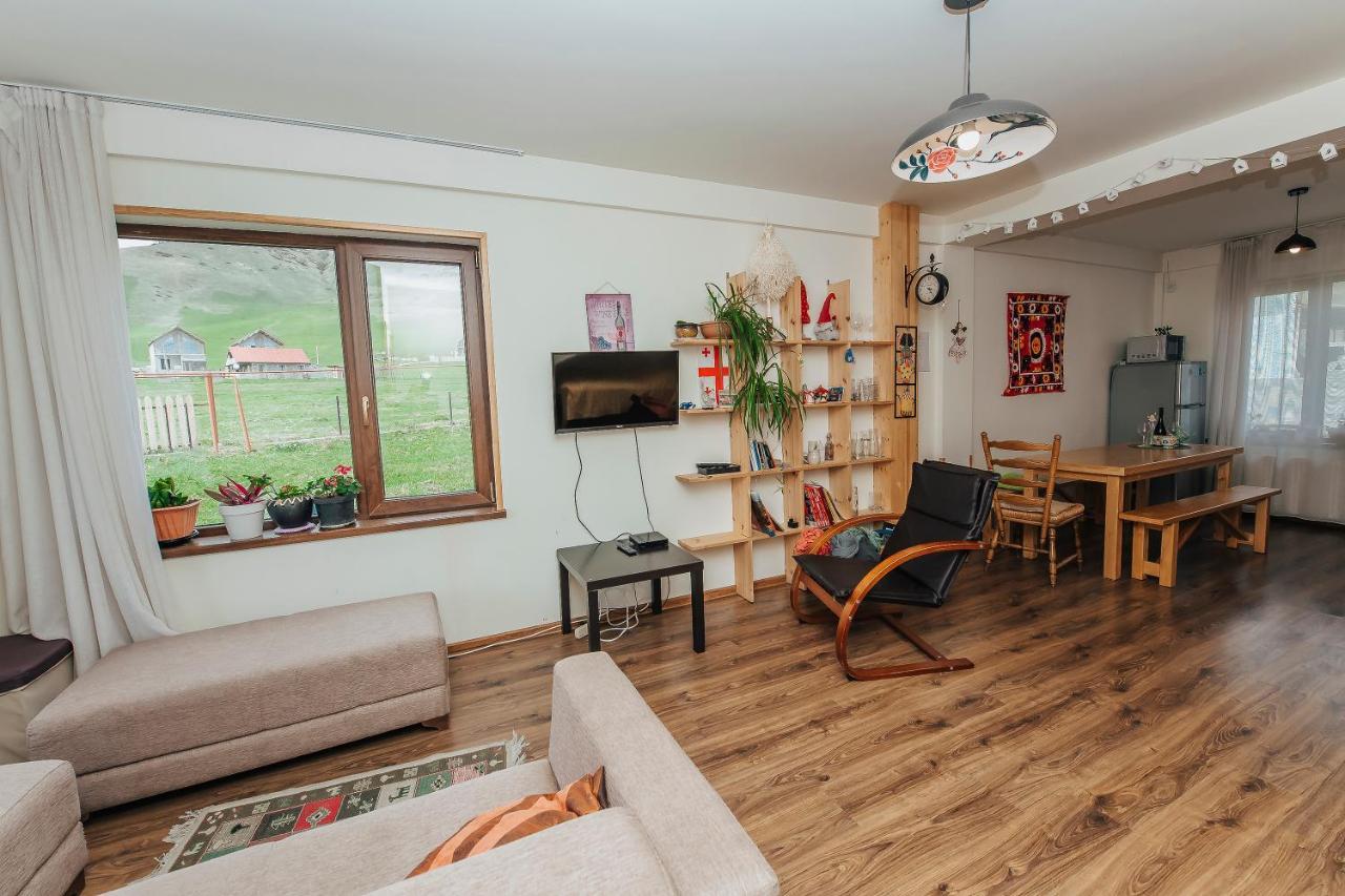 Ski House Bluebird Gudauri Dış mekan fotoğraf